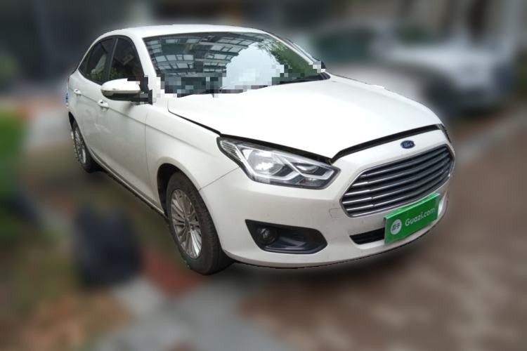 Used Ford Escort 2015 1.5L Automatic Comfort Edition Front Right 45 Deg