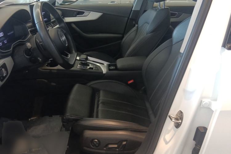 Used Audi A4L 2022 40 TFSI Luxury Dynamic Model Left Front Seat