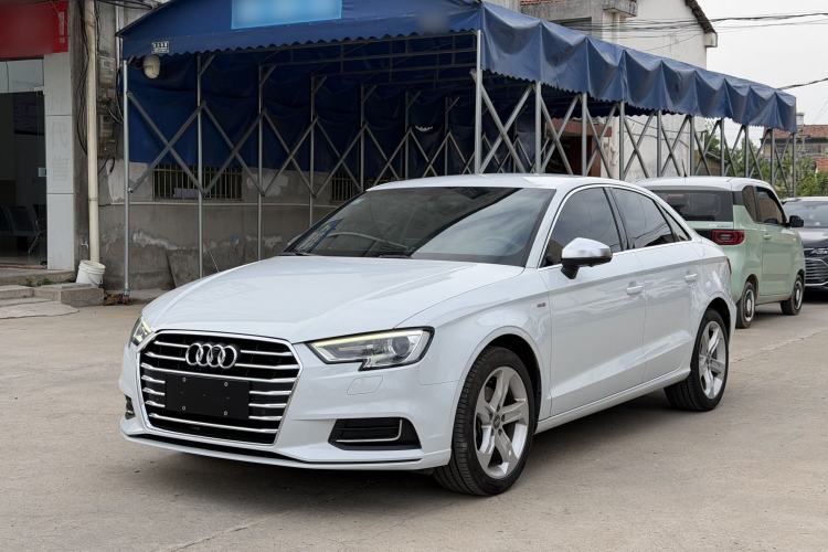 Used Audi A3 2019 Limousine 35 TFSI Ambition China V Guazi used car, China used car export, Used car for sale, Used  cars, Cheapest cars for sale