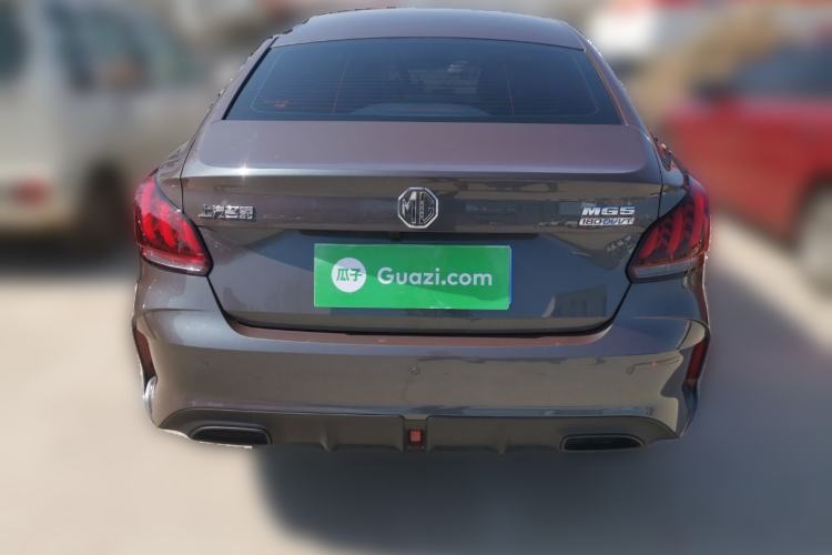 Used MG 5 2023 180 DVVT Manual Fashion Edition
