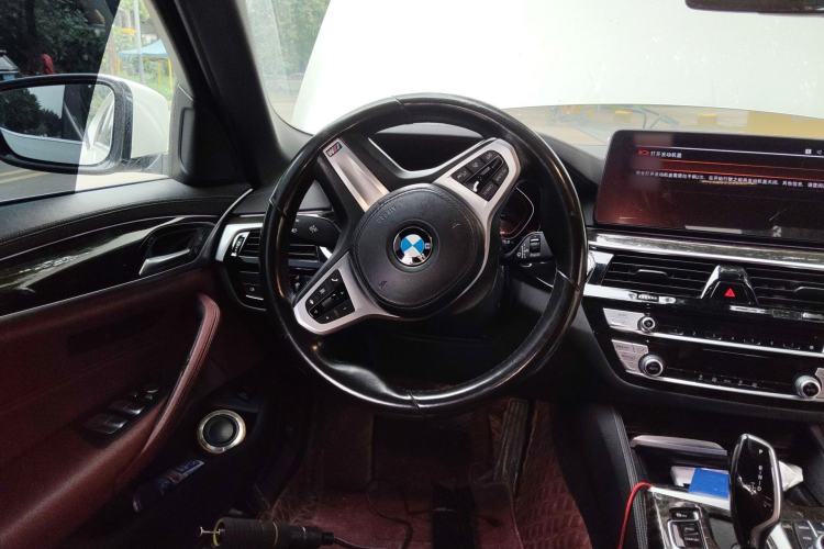 Used BMW 5 Series 2021 525Li M Sport Package