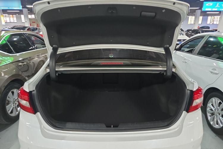 Used Hyundai Sonata 2015 1.6T GLX Advanced Model Trunk