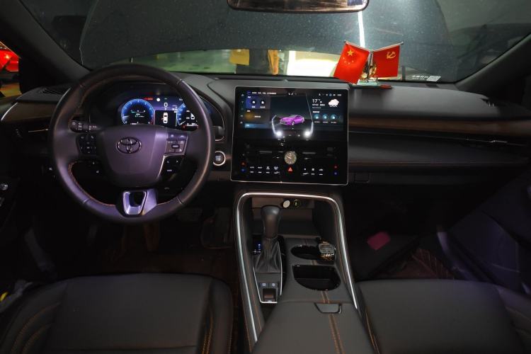 Used Toyota Avalon 2024 2.0L Luxury Edition Interior 2