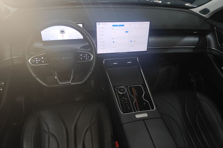 Used Chery Fengyun T9 2024 120 Long-Range Comfort Version 5 Seats Lithium Iron Phosphate Center Console