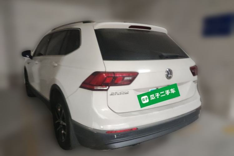 Used Volkswagen Tiguan L 2017 330TSI Automatic Two-Wheel Drive Comfort Edition Rear Left 45 Deg