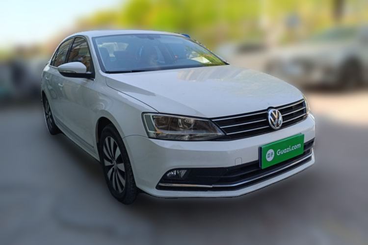 Used Volkswagen Sagitar 2018 1.6L Automatic Comfort Model Front Right 45 Deg