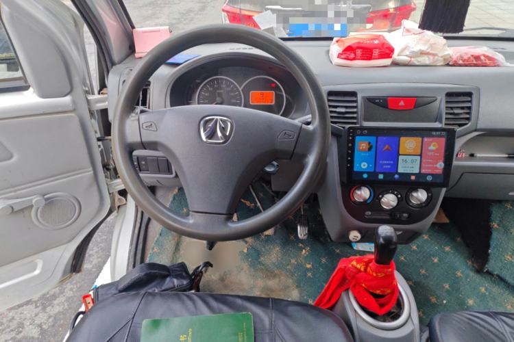 Used BAIC Weiwang 306 2011 1.3L Comfort version 7 seats Steering Wheel