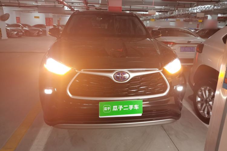 Used Toyota Highlander 2022 Dual-Engine 2.5L Four-Wheel Drive Prestige Version 7 Seats