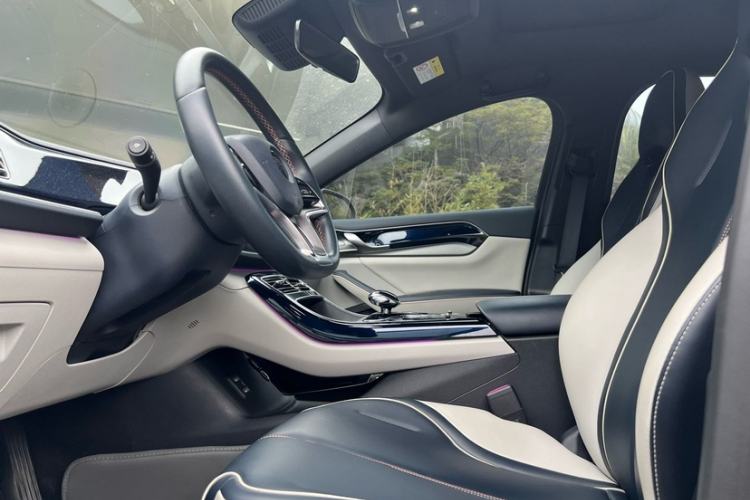 Used BYD Qin PLUS 2021 DM-i 120KM Flagship Model
