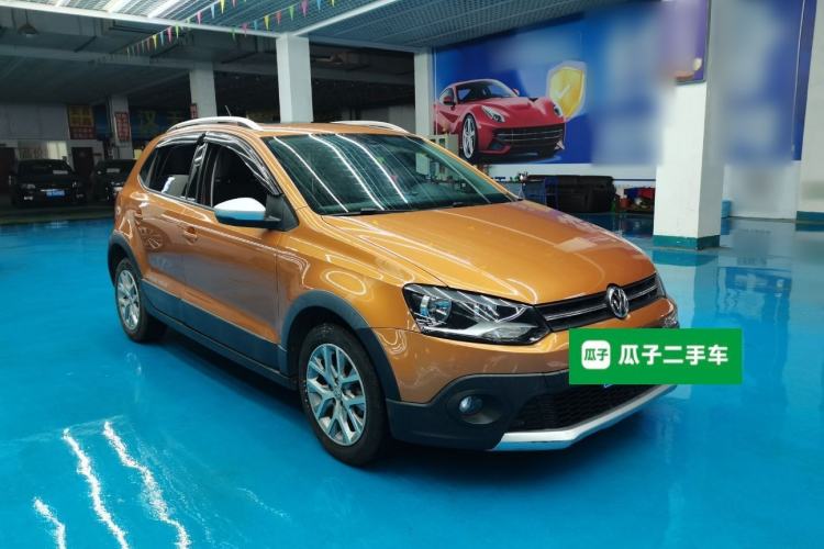 Used Volkswagen Polo 2016 1.6L Cross Polo Automatic Exterior 4