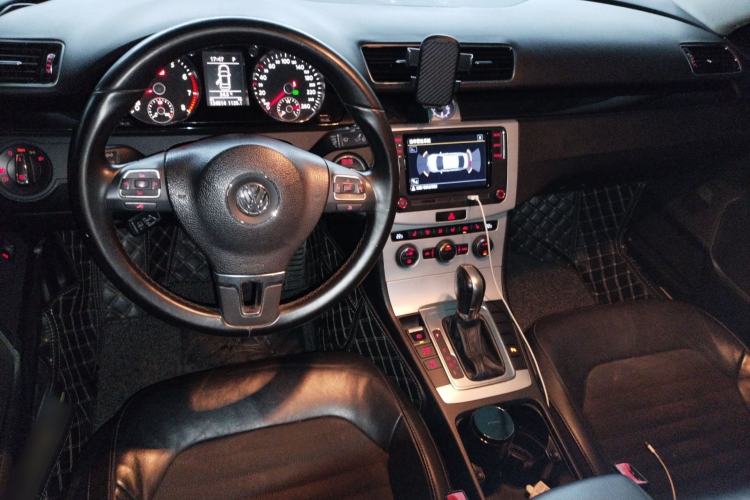 Used Volkswagen Magotan 2013 2.0 TSI Luxury Model