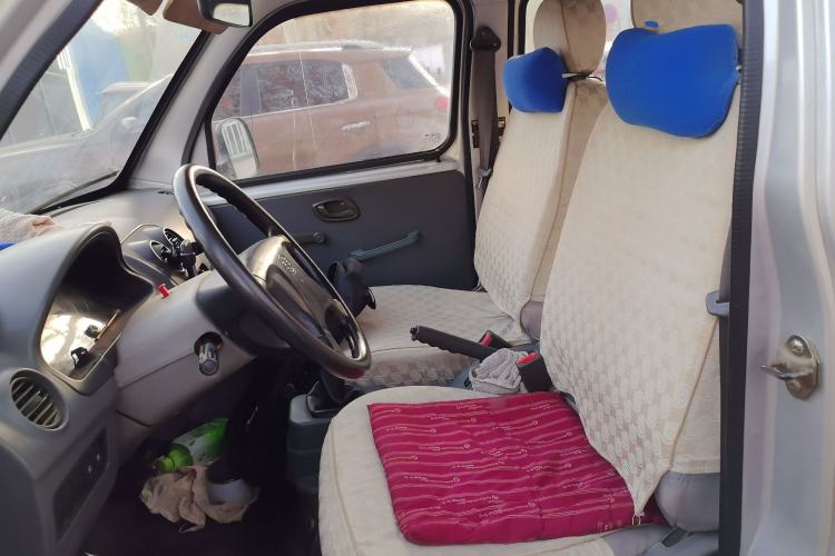 Used FAW Jiabao V52 2011 1.0L Practical Version LJ465QE1
