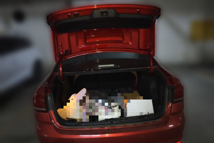 Used Volkswagen Lavida 2015 1.6L Automatic Luxury Edition Trunk