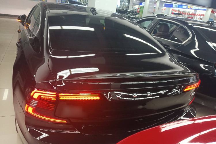 Used Volvo S90 2025 B5 Zhiya Luxury Edition