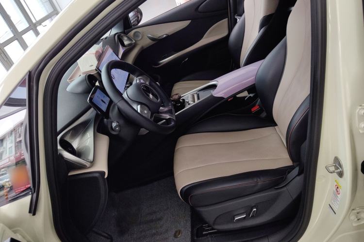 Used BYD Dolphin 2023 420 km Fashion Edition
