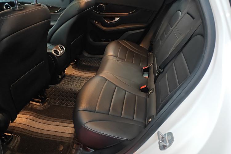 Used Mercedes-Benz GLC 2019 Facelift GLC 260 L 4MATIC Luxury Model
