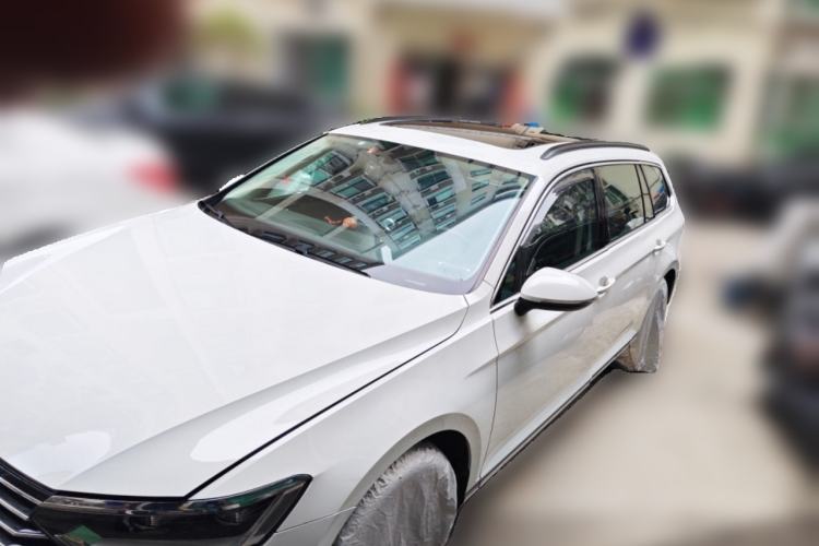 Used Volkswagen Variant 2017 380TSI Two-Wheel Drive Comfort Edition