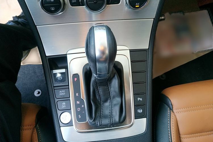 Used Volkswagen FAW-Volkswagen CC 2016 1.8TSI Luxury Model
