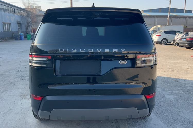 Used Land Rover Discovery 2018 2.0T SE
