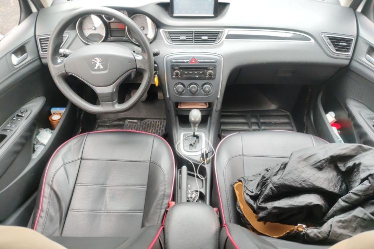 Used Peugeot 308 2014 Enjoy Edition Classic 1.6L Automatic Premium Model Center Console