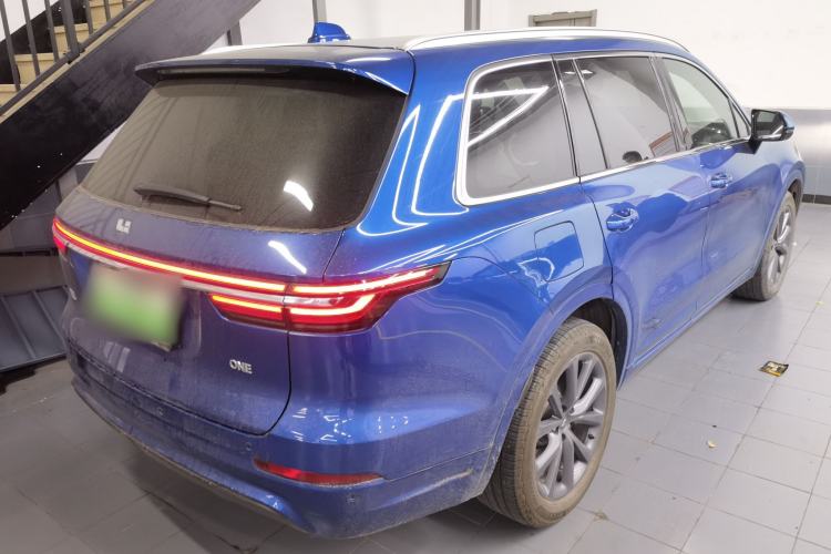 Used Li Auto ONE 2020 Extended-Range 6-Seater Version Rear Right 45 Deg