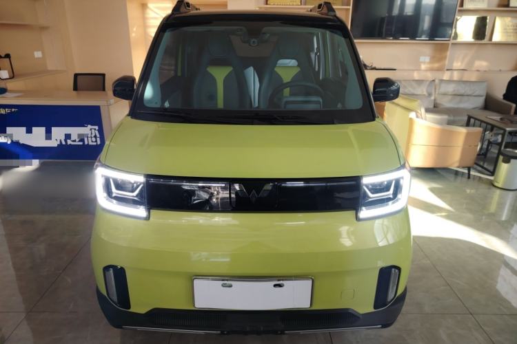 Used Wuling Hongguang MINIEV 2022 GAMEBOY 200km Gaming Edition with Lithium Iron Phosphate
