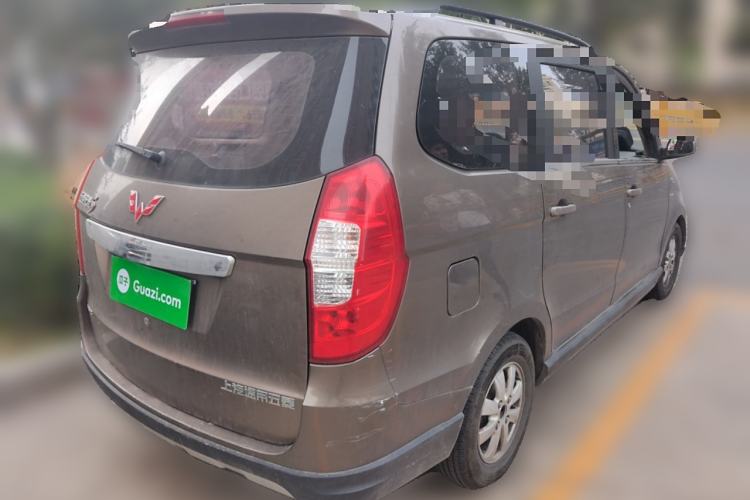 Used Wuling Hongguang 2014 1.5L S Comfort Model

