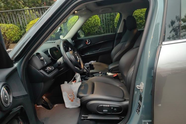 Used MINI Countryman 2021 1.5T COOPER ALL4 Connoisseur Left Front Seat