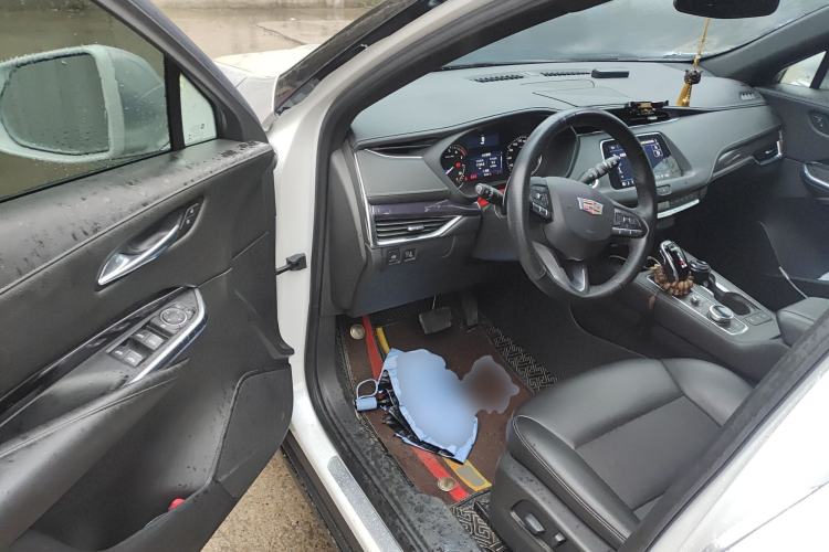 Used Cadillac XT4 2021 28T Two-Wheel Drive Tech Edition