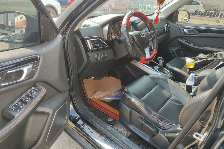 Used Zotye Domy X5 2015 1.5T CVT ZhiXian Trim China V Standard
