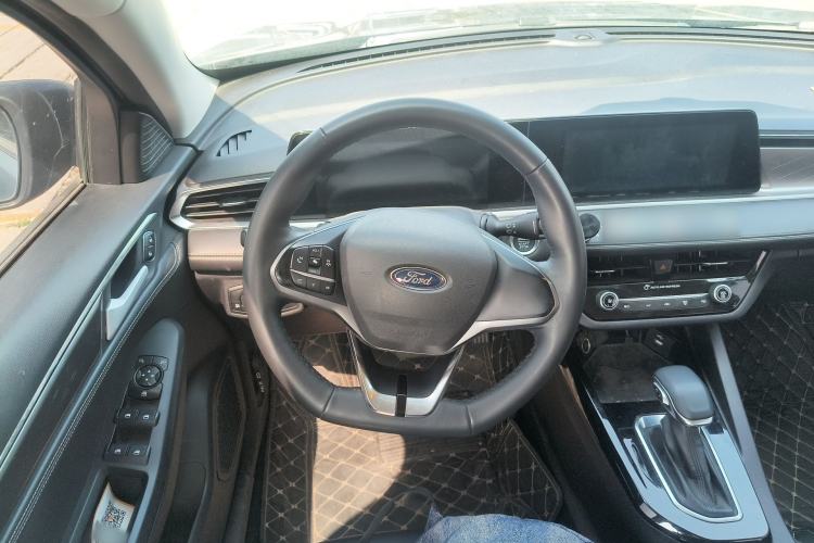 Used Ford Escort 2021 1.5L Automatic Diamond Edition Steering Wheel