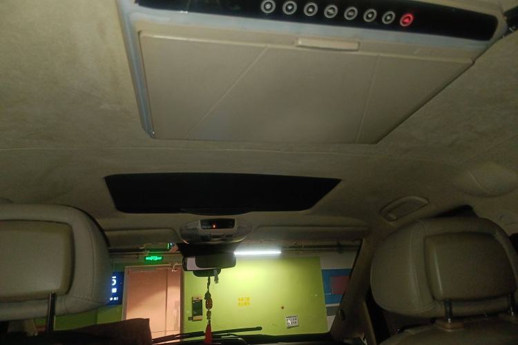 Used Mercedes-Benz Viano 2013 3.0L Hospitality Edition
