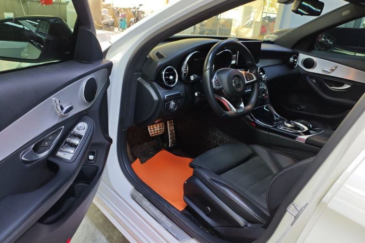 Used Mercedes-Benz C-Class 2017 Restyled C 200 Sport Edition Driver Seat