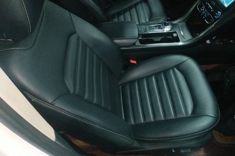 Used Ford Mondeo New Energy 2018 2.0 PHEV Smart-Controlled Fashion Edition China VI Standard Right Front Seat