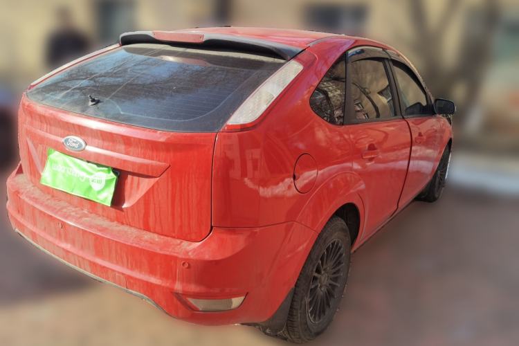 Used Ford Focus 2011 Hatchback 1.8L Manual Classic Model
