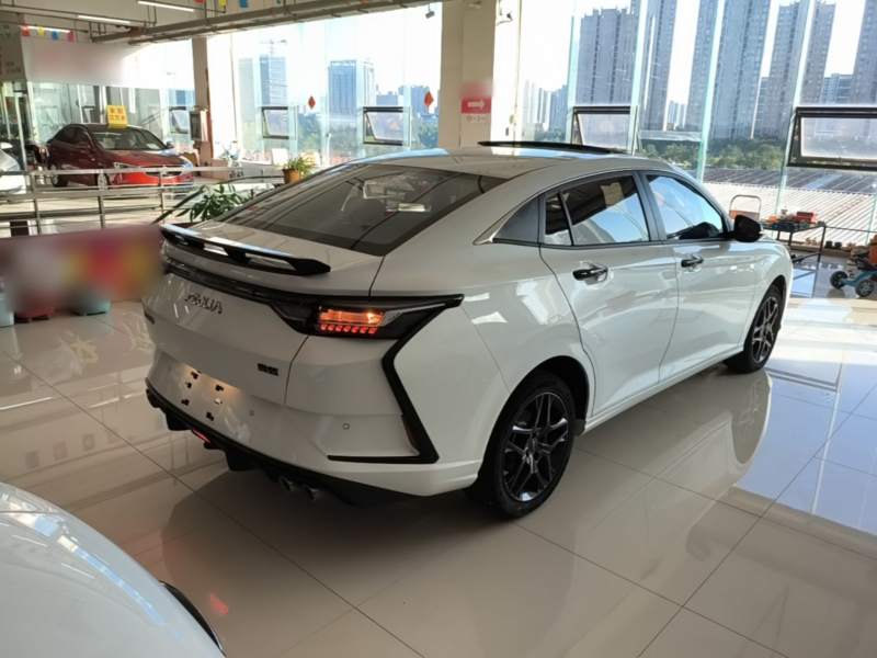 Used Dongfeng Aeolus Yixuan 2023 Mach Edition 1.5T Automatic Pursuit Rider Version — 6