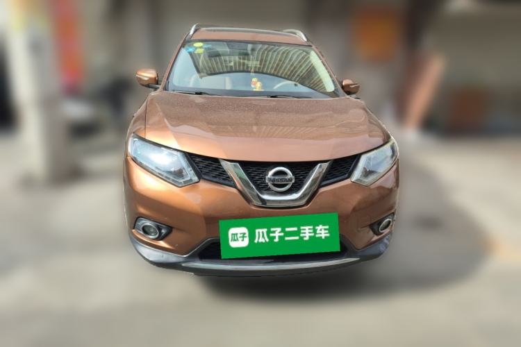 Used Nissan X-Trail 2014 2.5L CVT Leading Edition 4WD
