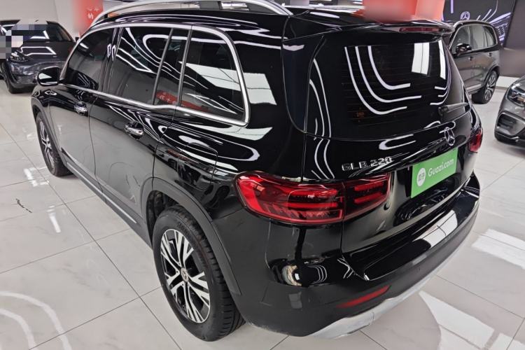 Used Mercedes-Benz GLB 2024 GLB 220 Dynamic Edition Exterior 2