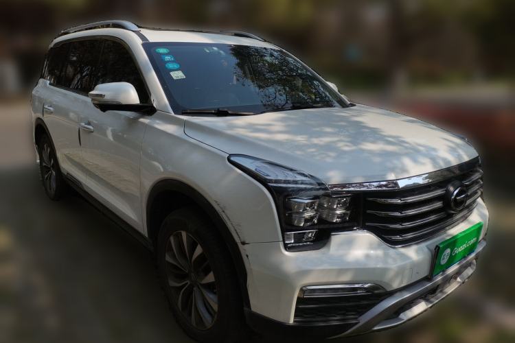 Used GAC Trumpchi GS8 2017 320T Two-Wheel Drive Luxury Smart Connectivity Version (7 Seats) Front Right 45 Deg