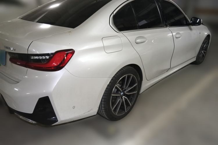 Used BMW 3 Series 2025 325i M Sport Package Rear Right 45 Deg