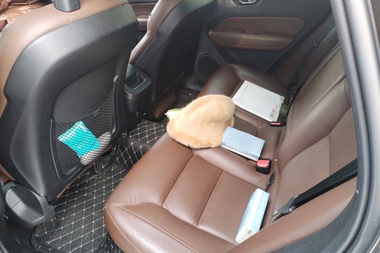 Used Volvo XC60 2018 T5 4x4 Smart Edition