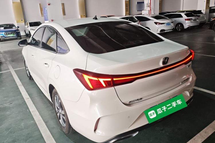 Used CHANGAN Eado 2023 Changan Edition PLUS Blue Whale NE 1.4T GDI DCT Prestige Version
