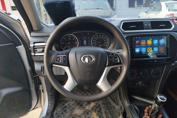 Used Great Wall Wingle 5 2017 2.0T European-spec Diesel Two-Wheel Drive Entry-Level Small Double-Cab GW4D20E