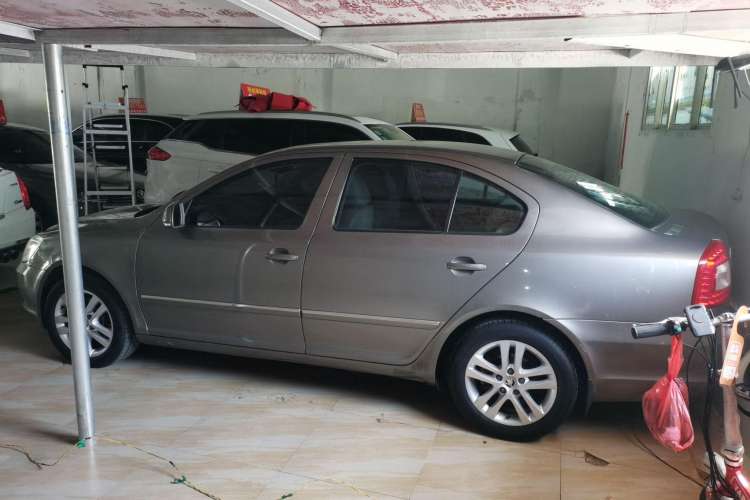 Used Skoda Octavia 2013 1.6L Automatic Yijun Edition
