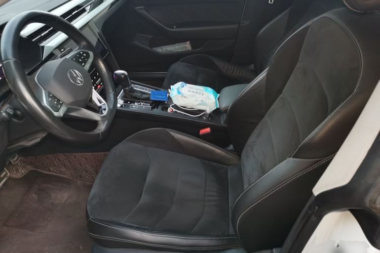 Used Volkswagen FAW-Volkswagen CC 2021 Estate Car 330TSI Hunter Vision Edition Left Front Seat