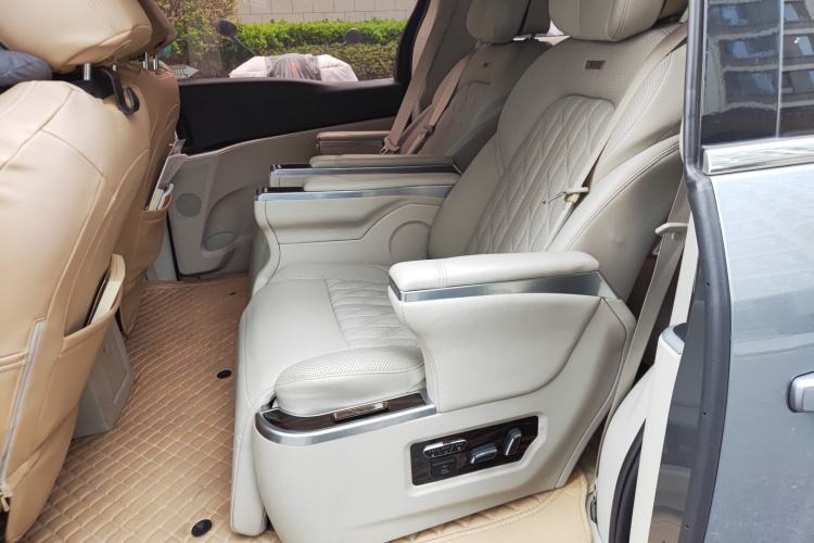 Used Buick GL8 2020 Land Cruiser Executive Class 652T Comfort Model
