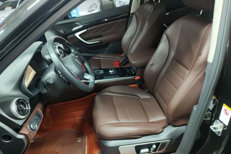 Used Wey VV7 2017 2.0T Flagship Model Left Front Seat