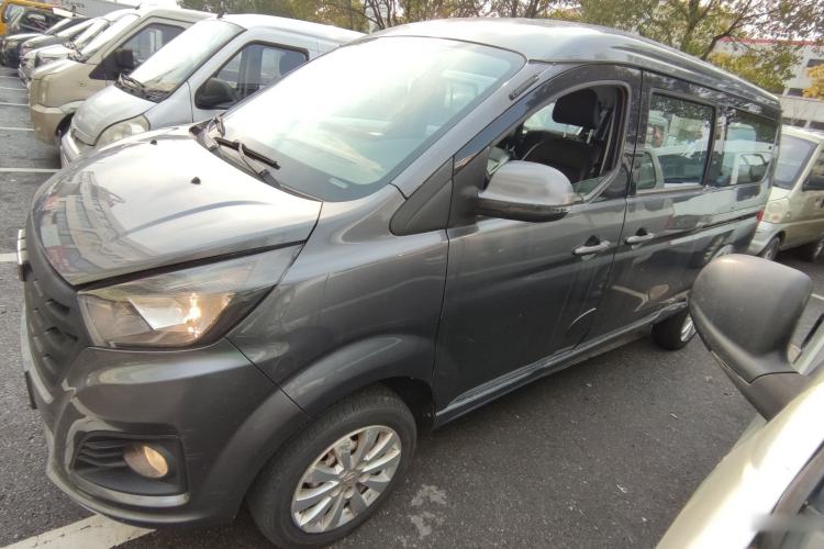 Used Jinbei Gold Hiace M Classic 2022 1.5L Travel Lion Passenger Vehicle 5 Seats