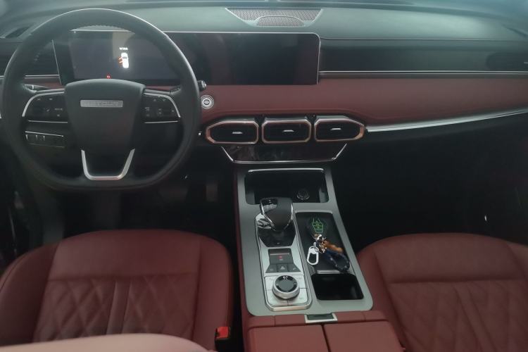 Used JETOUR X70 PLUS 2024 Champion Edition 1.5T DCT Champion MAX 5-Seater Center Console