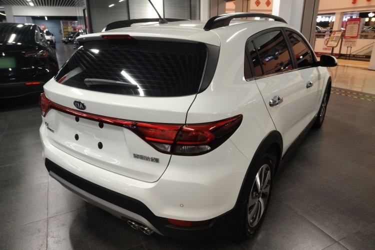 Used Kia KX Cross 2017 1.4L AT GLS
